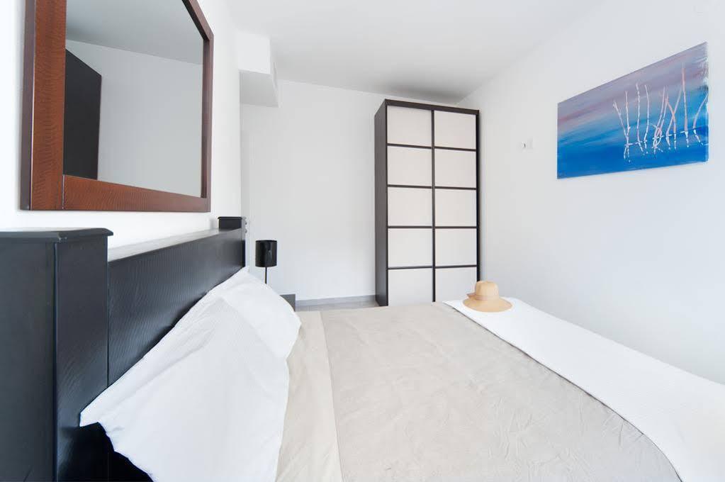 Stunning 2Br Apt W Balcony In City Center By Sea N' Rent Tel-Aviv Extérieur photo